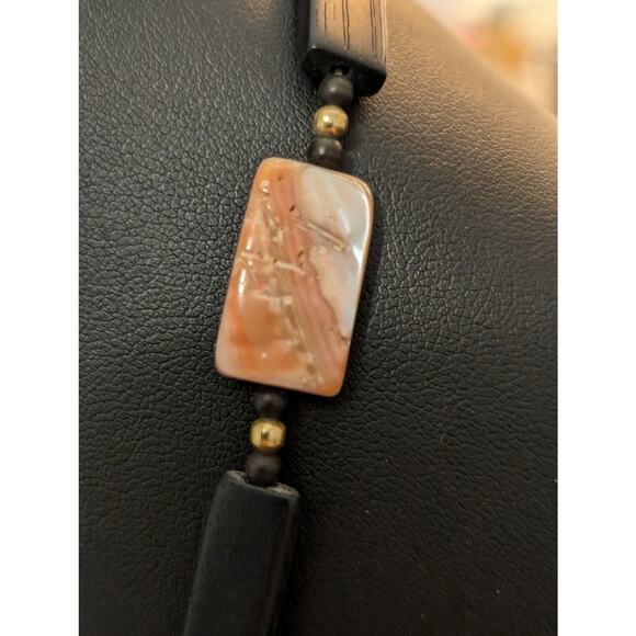 Vintage Abalone Shell Pendant Wooden Bead Shell Spacer Bead Necklace - Picture 6 of 9